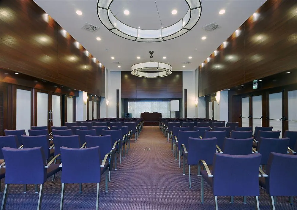 Nh Firenze Hotel