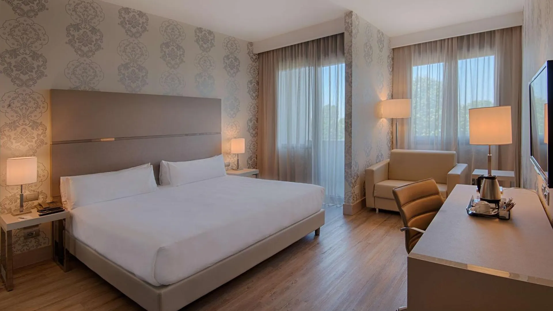 Nh Firenze Hotel  Florence