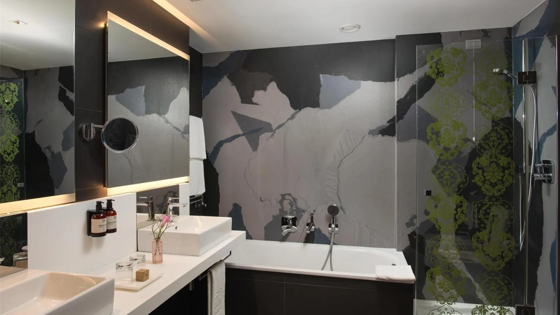 Nh Firenze Hotel Italy