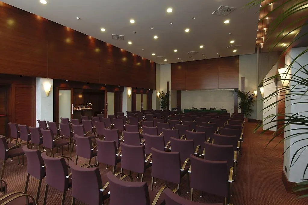 Nh Firenze Hotel