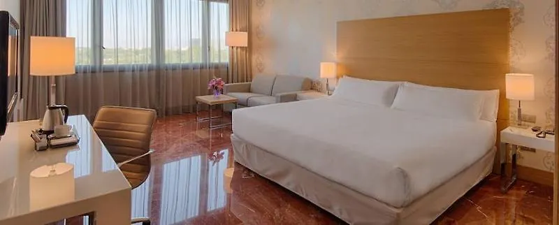 Nh Firenze Hotel 4*, Florence Italy