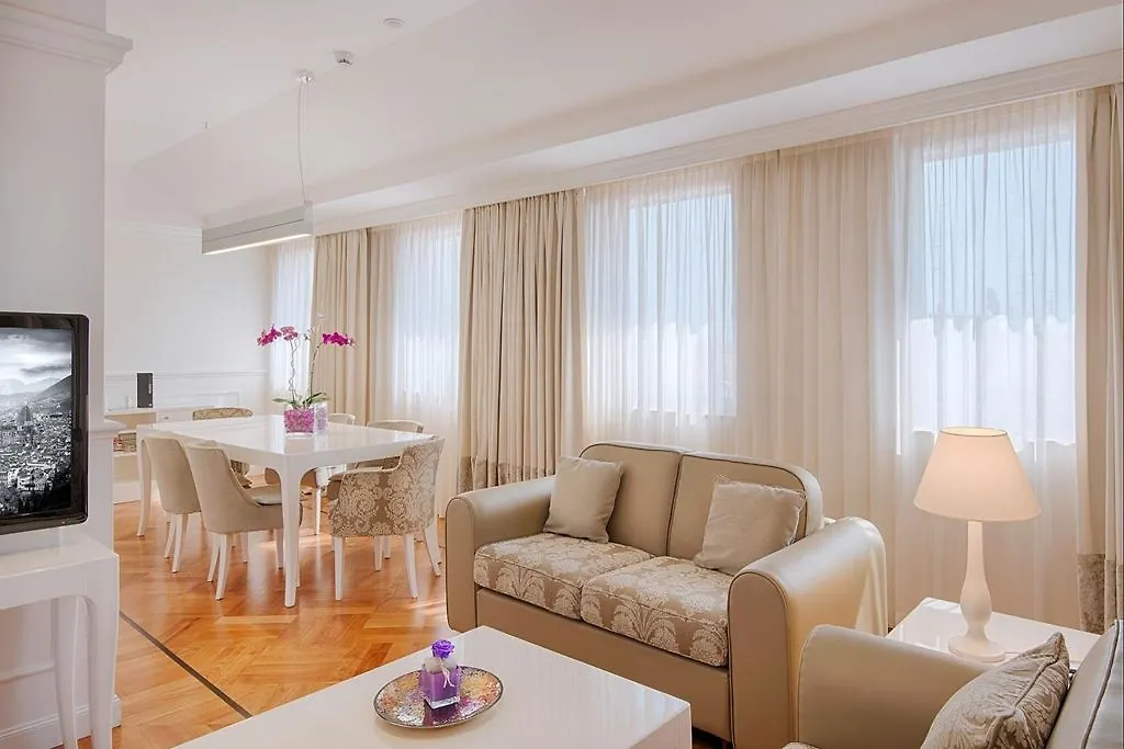 Nh Firenze Hotel